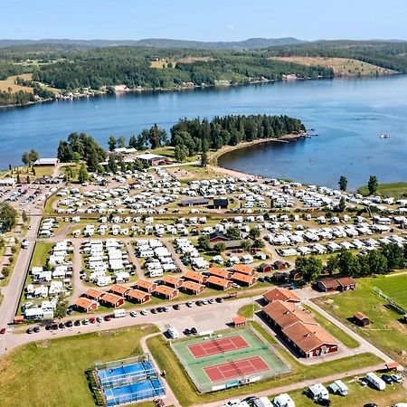 First Camp Sunne - Fryksdalen Hotel Eksteriør billede