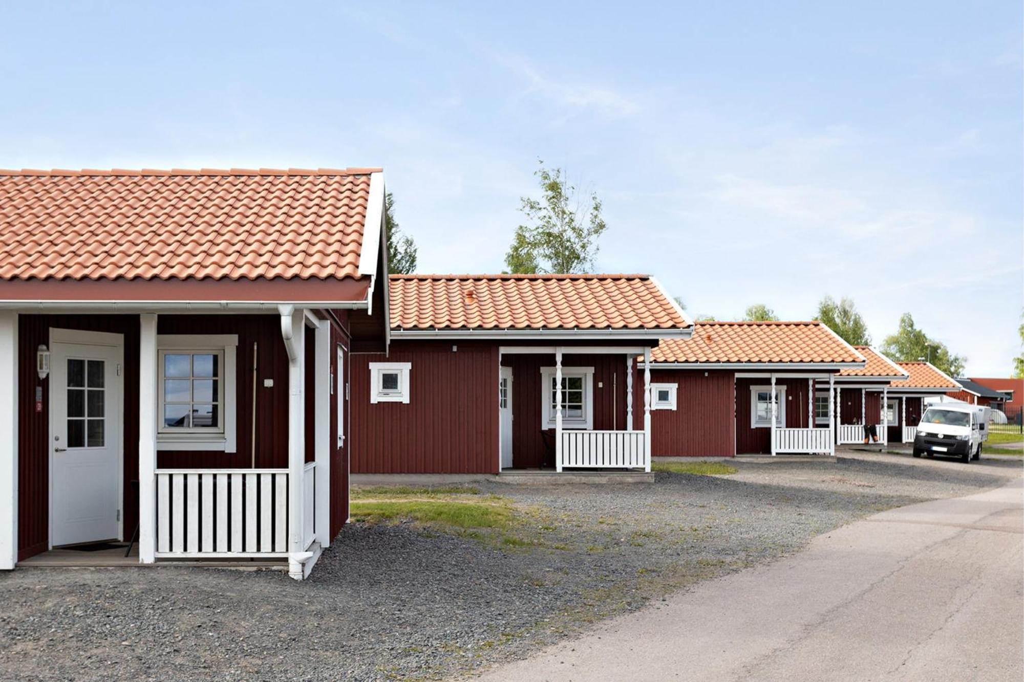 First Camp Sunne - Fryksdalen Hotel Eksteriør billede